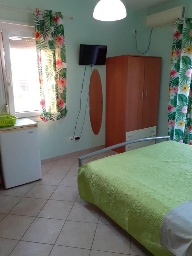 Evgenia Studios Epidaurus Bagian luar foto